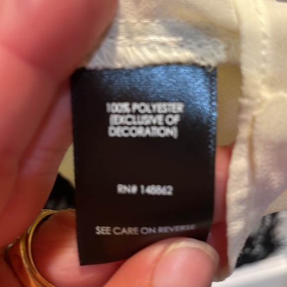 Torrid Cream Chiffon and Lace Pleated Cami Tank Top 4 - Picture 9 of 9